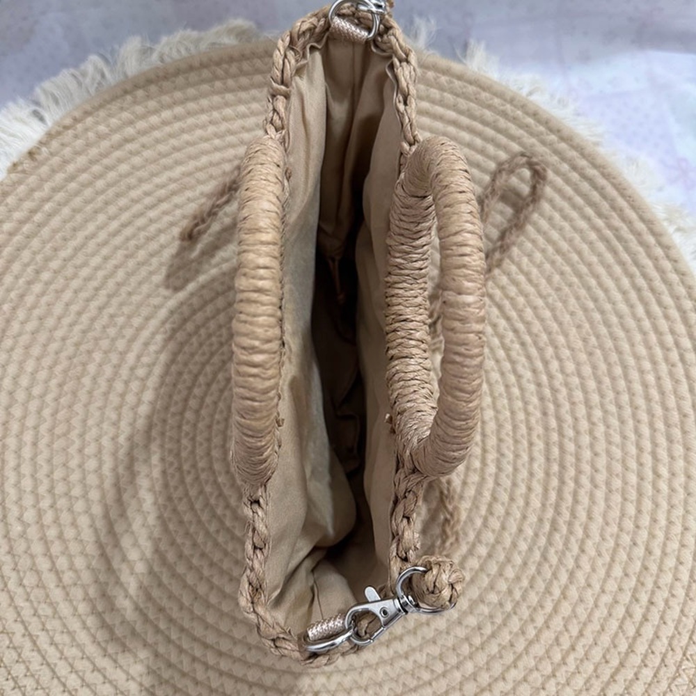 Yves Saint Laurent Woven Straw Crossbody Bag - Picture 4 of 5